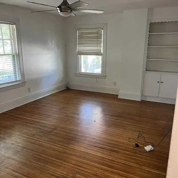 1057 Park Ave — Photo 4