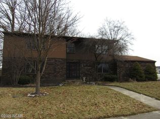 1097 Esther Blvd, Lima, OH