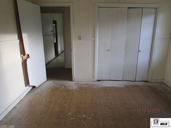 4th image of 104 Willis St