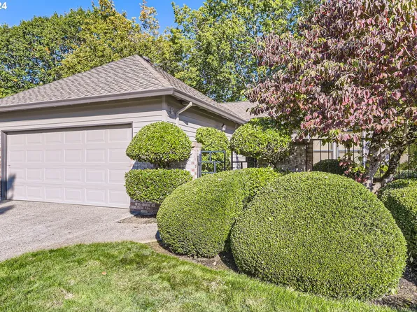 7417 SW Lakeside Dr, Wilsonville, OR 97070