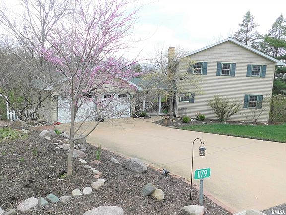 2nd image of 1179 N Bluff Lake Dr