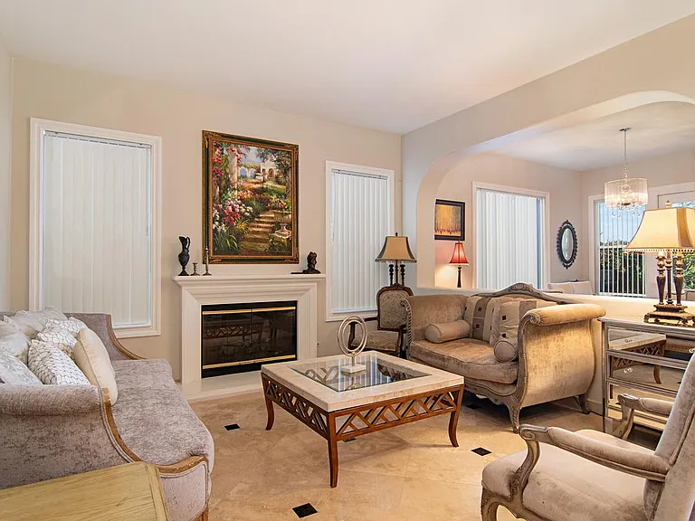 13777 Rosecroft Way — Photo 5