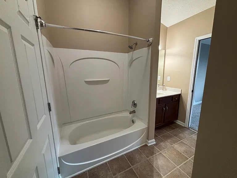 9400 Clubview Dr #201 — Photo 19
