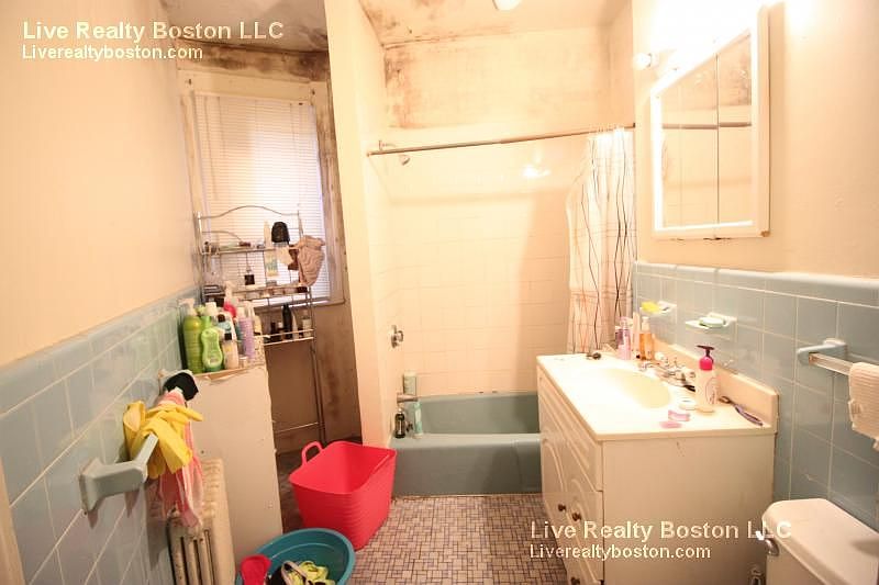 2nd image of 1232 Beacon St #7F