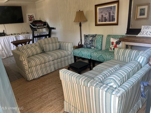 164 Balmoral Ave, Biloxi, MS 39531