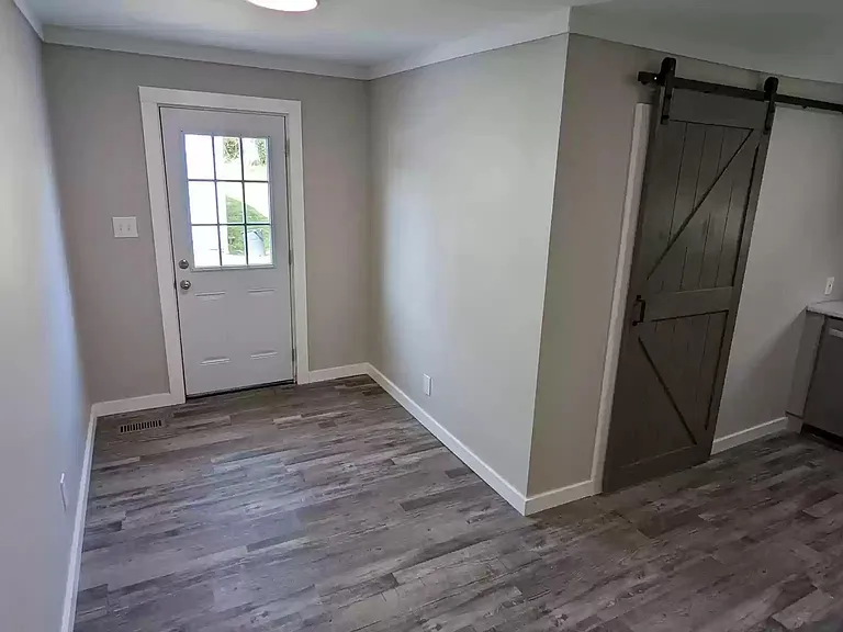 611 Shannon Ave — Photo 7
