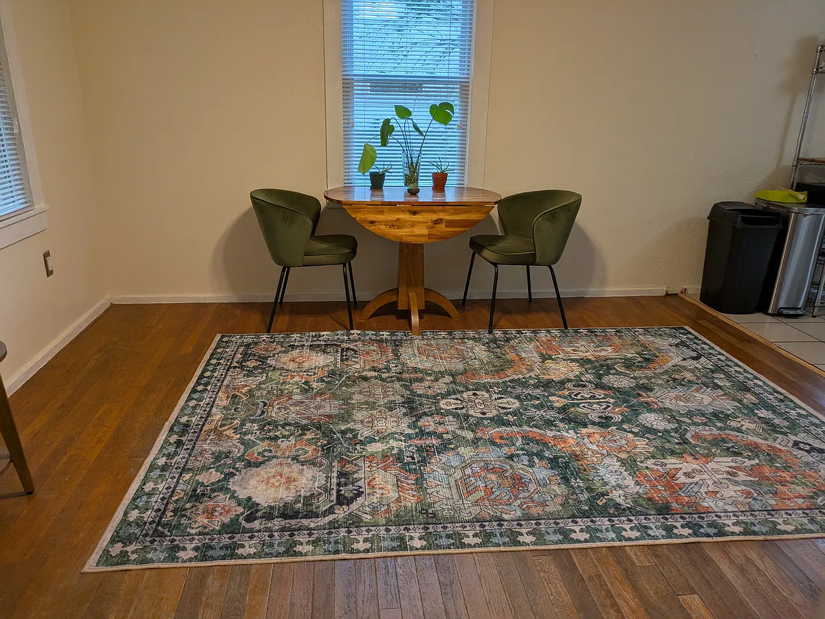 Living room - 4708 Santa Anna St