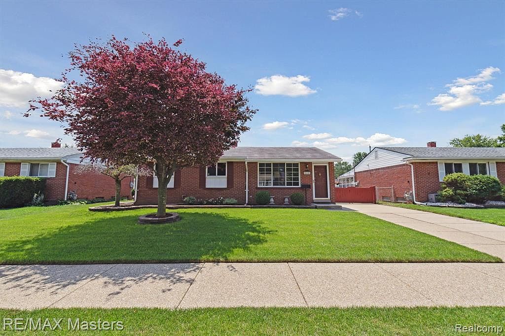 38101 Castle Dr, Romulus, MI 48174 Zillow