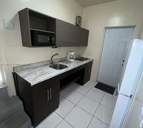 2nd image of 880 NE 135th St #3