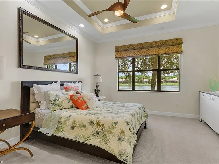 9142 Isla Bella Cir — Photo 13