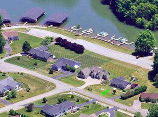 24 Sunny Field Ct, Wirtz, VA 24184