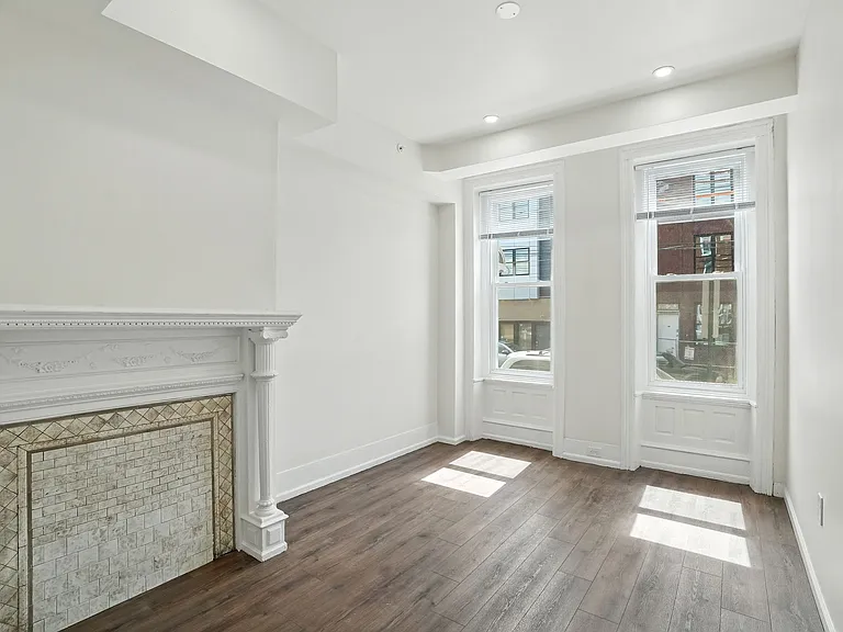 905 W Susquehanna Ave #A — Photo 1