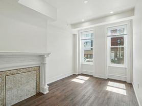 905 W Susquehanna Ave