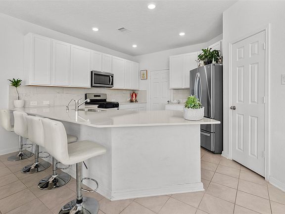 4th image of 12442 Seybold Cove Dr