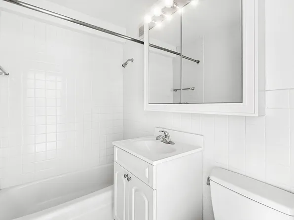 445 East 80th Street image 5 of 5