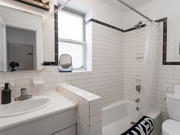 5th image of 105 Sullivan St APT 5C