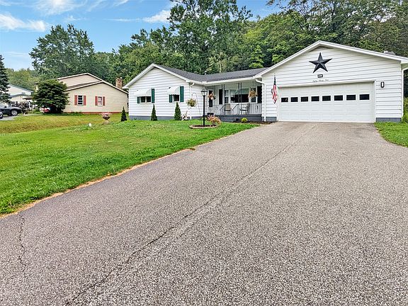 2nd image of 8099 Edinboro Rd