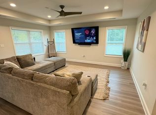 5902 NW Thorntons Way Cir, Huntsville, AL 35810