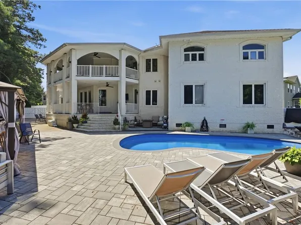 4200 Quailshire Ct, Chesapeake, VA 23321