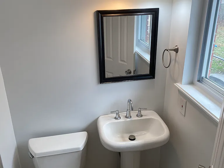 413 S Hickory Ave — Photo 25