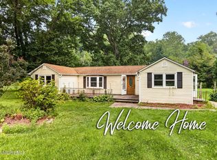 18 Dogwood Road, Blairstown, NJ 07825