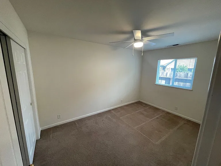 66 N Valley Ct — Photo 7