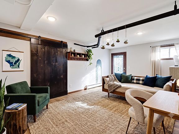 5th image of 1219 Rutledge St APT 1