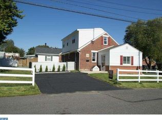 3102 Fleming Ln, Upper Chichester, PA 19061