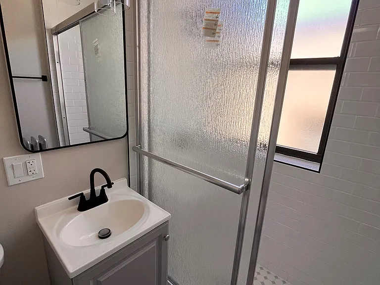 4918 S Vincennes Ave #3R — Photo 6