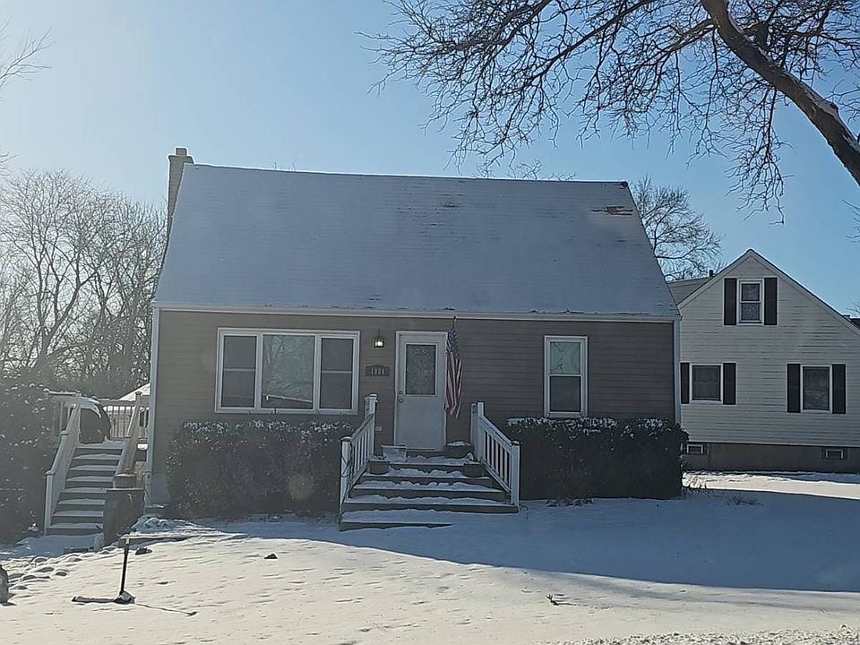 1st image of 1004 S Cornell Ave