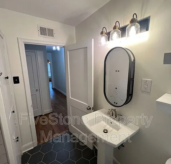 144 Northwood Dr — Photo 20