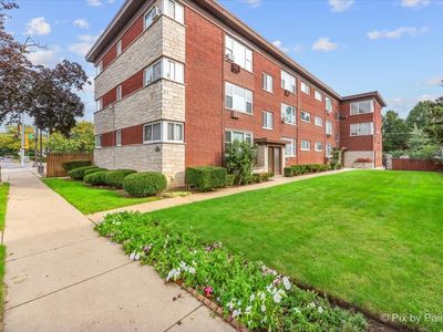 7211 Division St APT C2, River Forest, IL, 60305