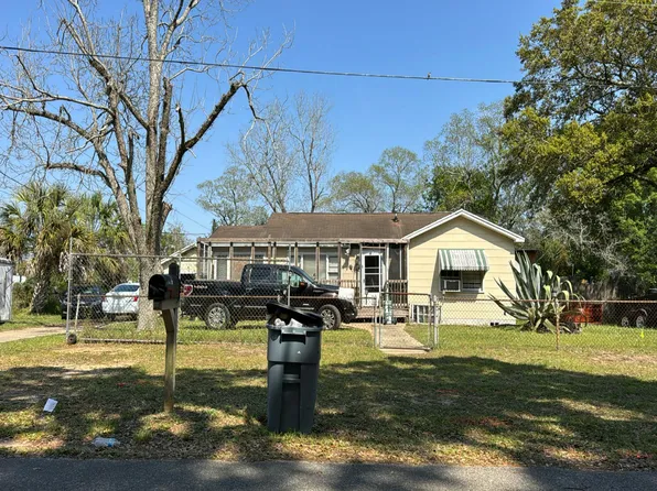 1014 Barnett St, Pensacola, FL 32505