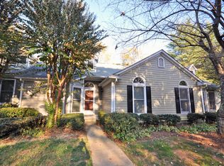 25 Brookway Dr, Greensboro, NC 27410