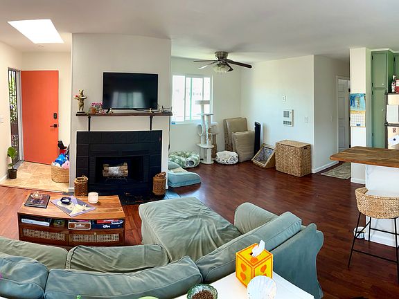 3rd image of 4344 39th St #B