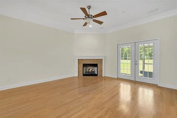 10737 Sycamore Ridge Ln — Photo 3