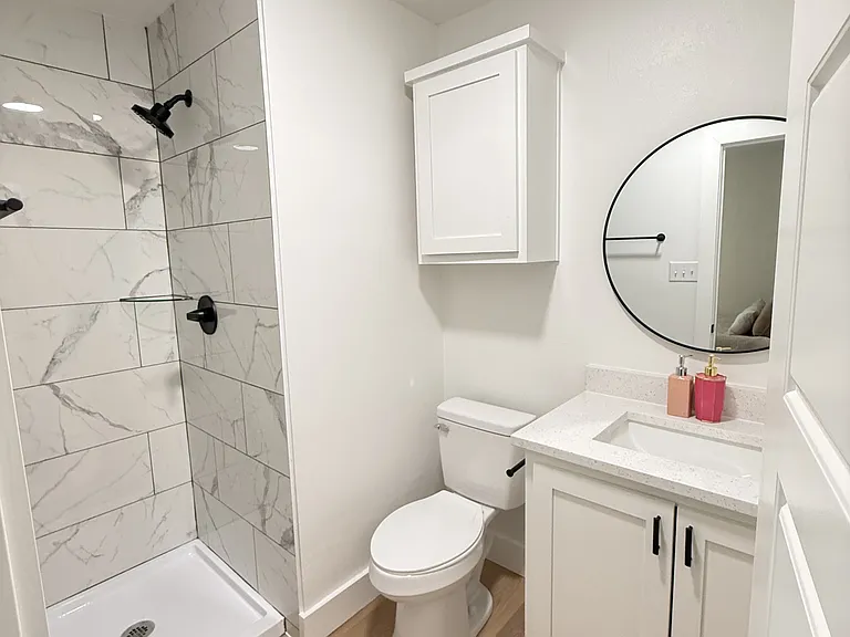 1172 W Cato Springs Rd — Photo 23