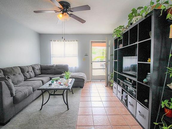 3rd image of 536 Orangewood Dr