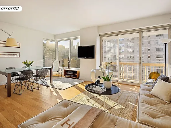 200 E 69th St APT 17E, New York, NY 10021