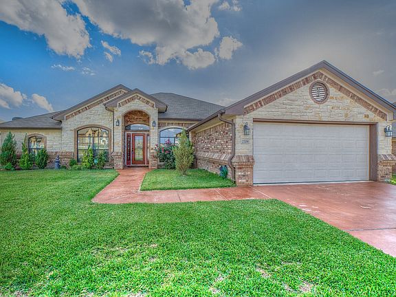 2nd image of 2706 Natural Ln