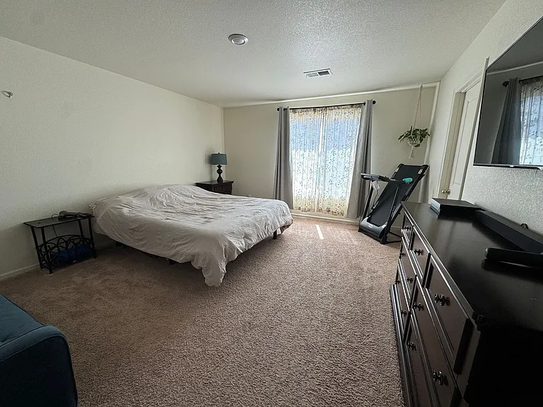 379 Walnut St — Photo 12