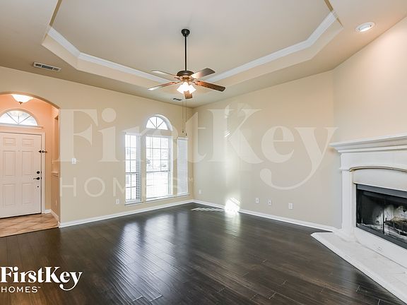 3rd image of 7428 Durness Dr
