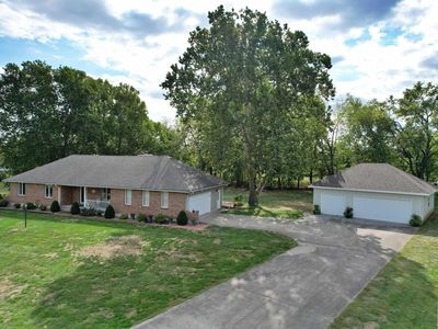 5921 Mimosa Dr, Sedalia, MO, 65301