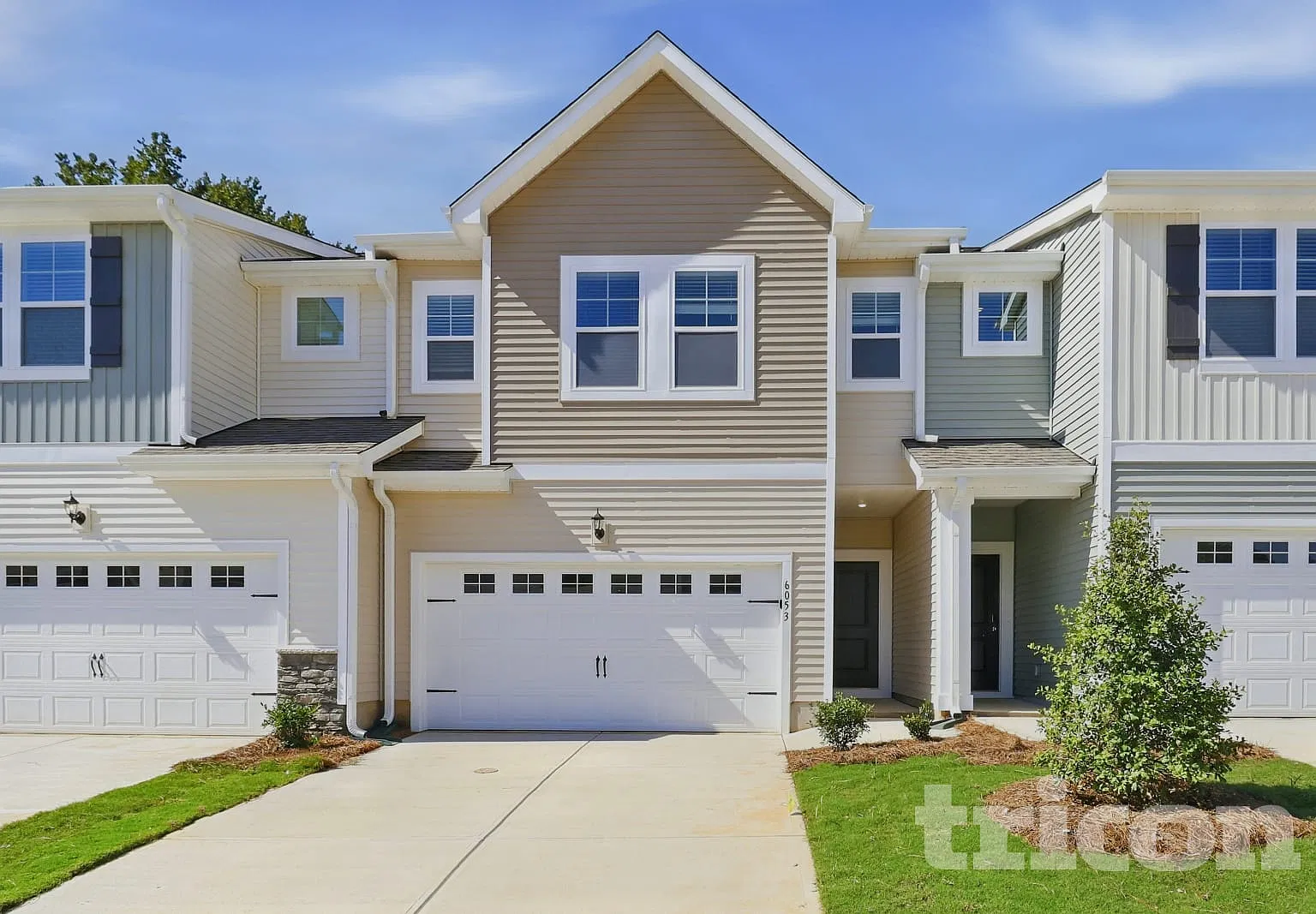 6053 Dutton Dr Charlotte NC — Photo 1