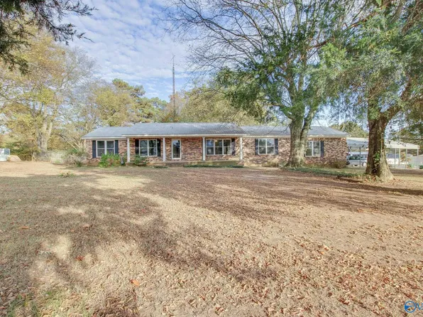 27 County Road 463, Town Creek, AL 35672