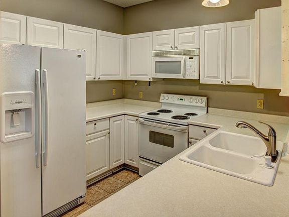 2nd image of 10919 Wintergreen St NW