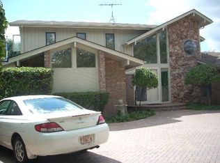 3711 Pebble Beach Rd, Northbrook, IL 60062