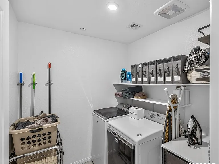 1074 Page Park Ln — Photo 21