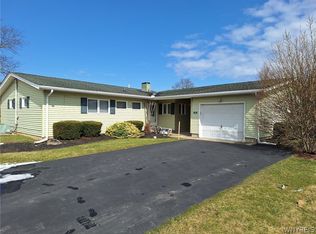 54 Steele Cir, Niagara Falls, NY 14304