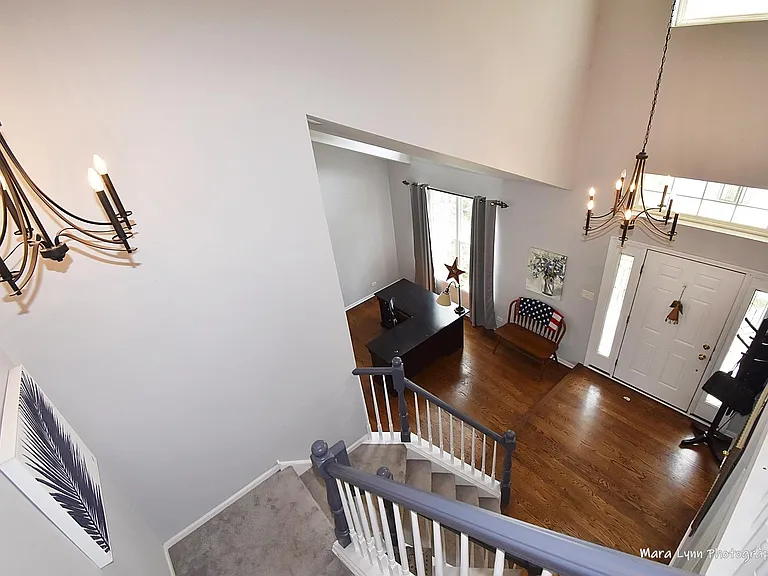 718 Viewpointe Dr — Photo 6